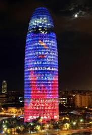 Agbar instala su sede en Zona Franca y firma la venta de la torre de Nouvel