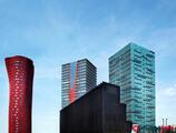 Offices to let in Plaza Europa 31
