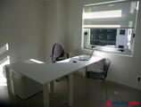 Offices to let in Meeting Point