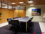 Offices to let in Edificio Deba
