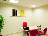 Offices to let in Quatro Centro de Negocios