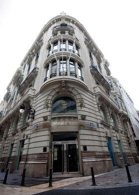 La antigua sede de CAM en Valencia se alquila por 75.000 euros al mes