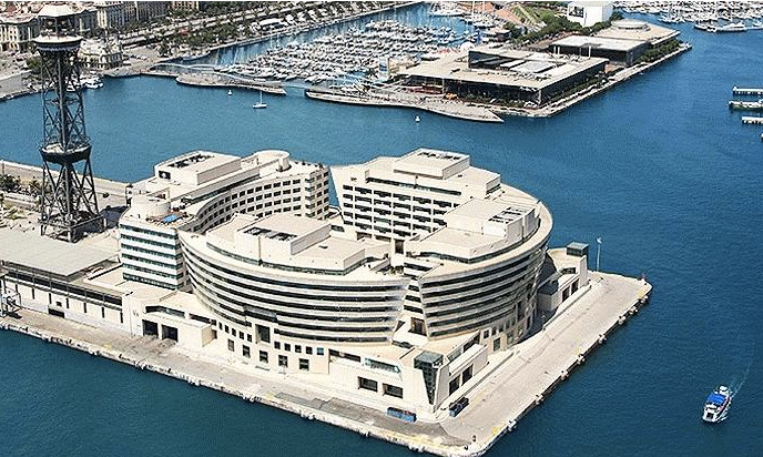 Acciona y FCC aplazan la venta del World Trade Center por lo bajo de las ofertas