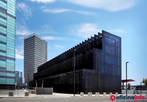 Offices to let in Plaza Europa 31