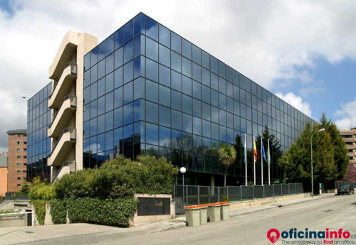 Offices to let in Valle de la Fuenfría 3 - Mirasierra