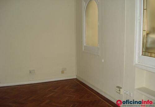 Offices to let in CLAUDIO COELLO 88