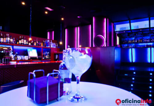 Offices to let in Edificio Forum