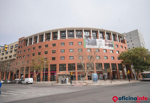 Offices to let in Eurocom Sur